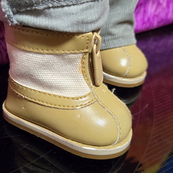 American Girl Rewigged rainbow long hair - Picture 4 of 7